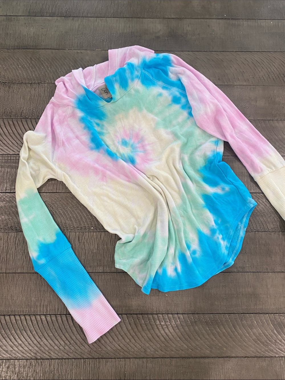 Chaser Tie-Dye Long Sleeve V-Neck Top in Blue Pink Cream